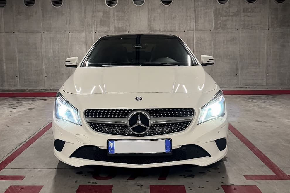 Mercedes-Benz CLA