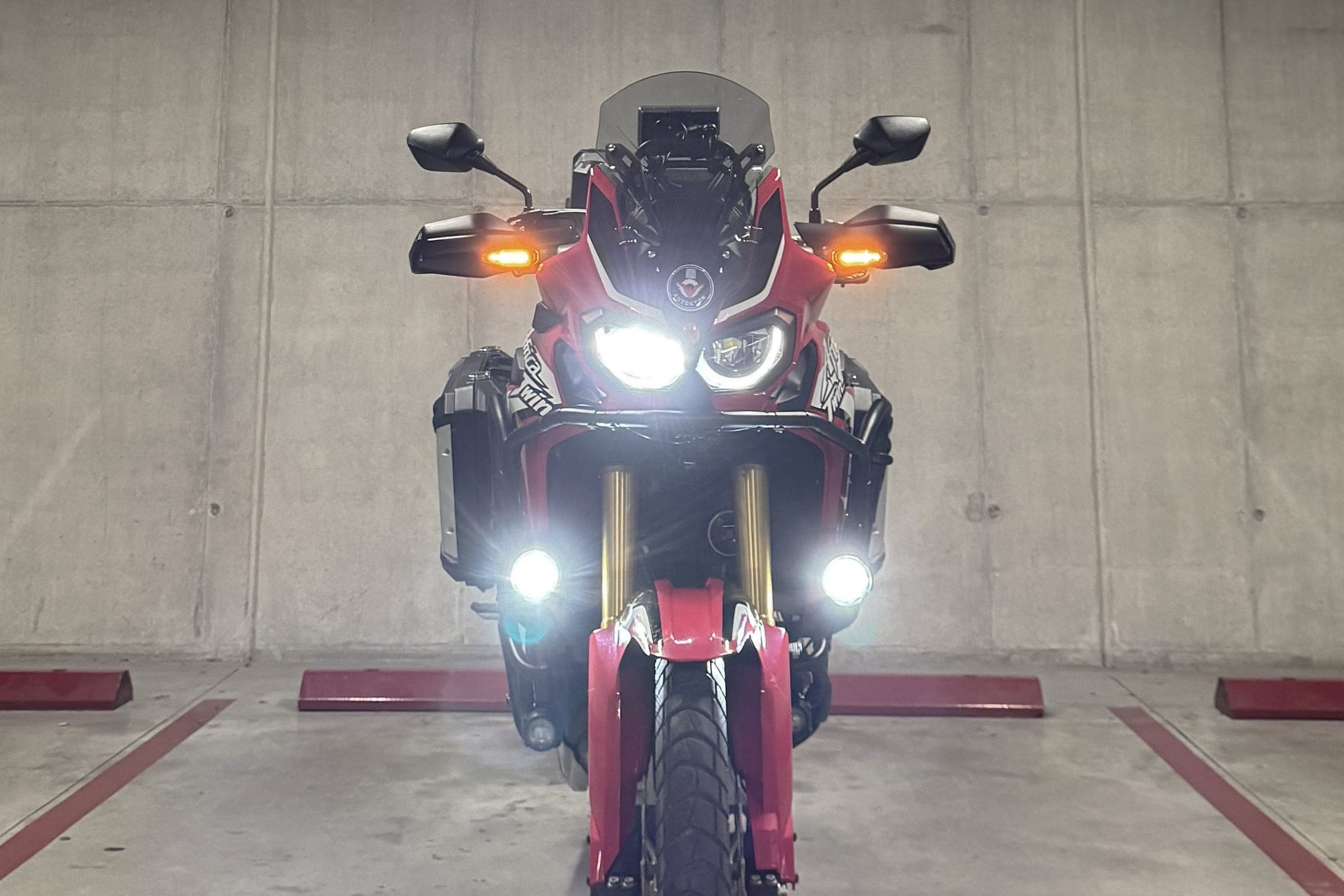 Honda CRF1000L Africa Twin side detail
