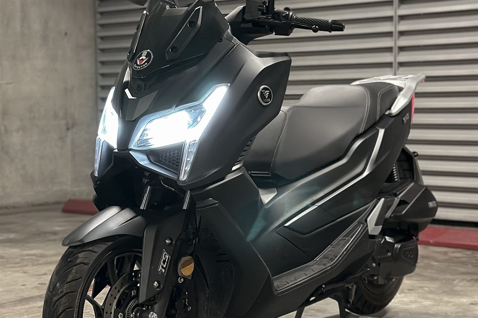 Voge SR1 125 parked indoors
